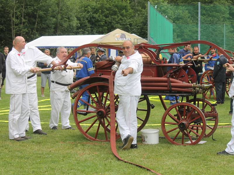 Úbislavičti hasiči slavili 120 let sboru.