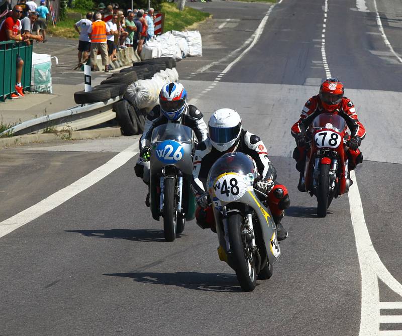 Motocyklové závody se v Jičíně konaly již po sedmdesáté.