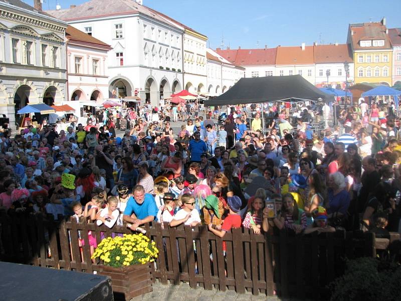 Ze zahájení jičínského pohádkového festivalu.