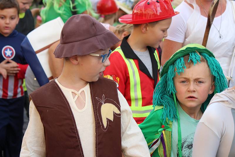 Festival Jičín - město pohádky letos nese téma Komu se nelení, tomu se zelení.