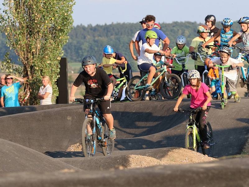 Bělohradský pump park, dráha pro horská kola v Horní Nové Vsi.