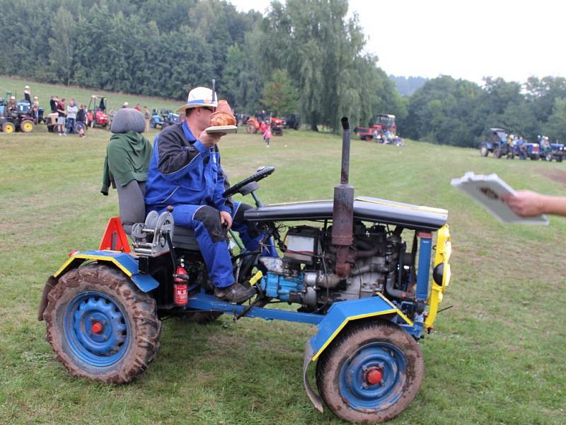 Traktoriáda ve Zboží.