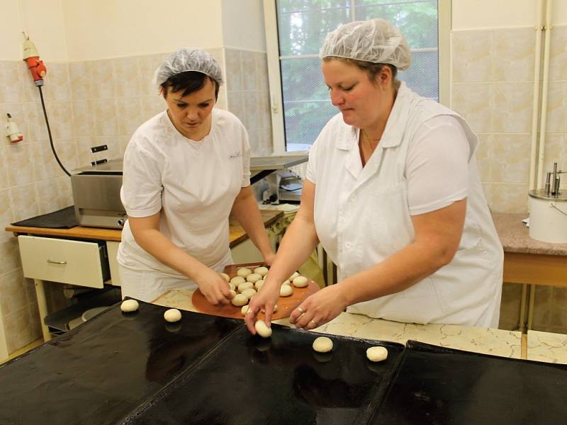 Kurz pro dospělé v novopacké gastronomické škole.