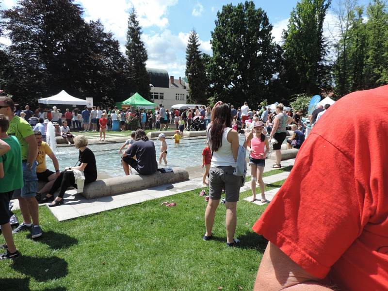 Jičínský Food festival v parku.