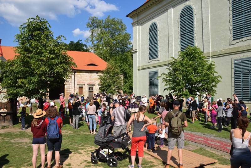 Zvířecí hodokvas v jičínské Valdštejnské lodžii.