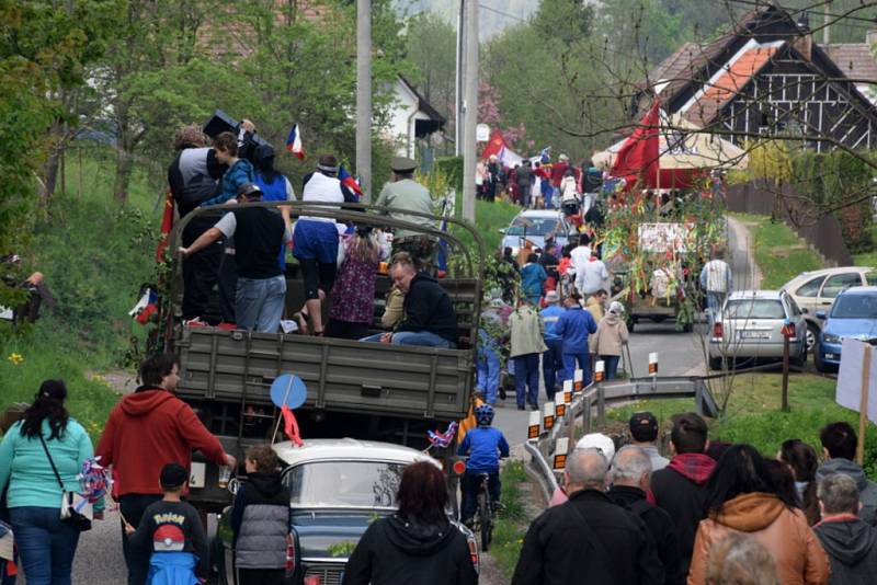 1. máj v Úbislavicích.