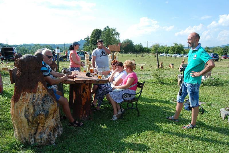 Třetí ročník Libuneckého dřevosochání o víkendu přilákal řadu návštěvníků.