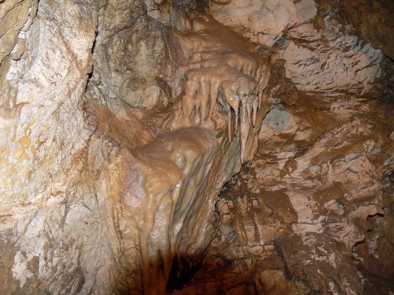 Z návštěvy Bozkovských dolomitových jeskyní.