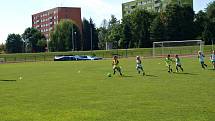 Fotbalový turnaj mateřských škol na jičínském stadionu.