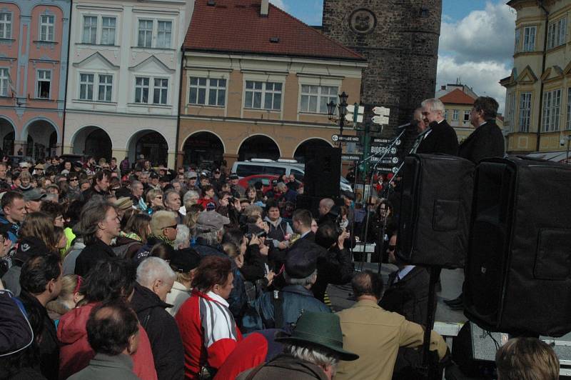 Z jičínské návštěvy prezidenta Miloše Zemana.