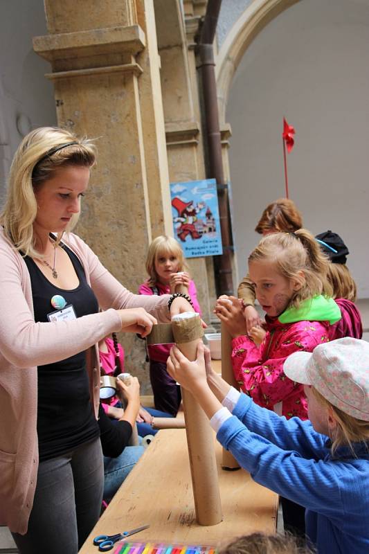 Z jičínského pohádkového festivalu.