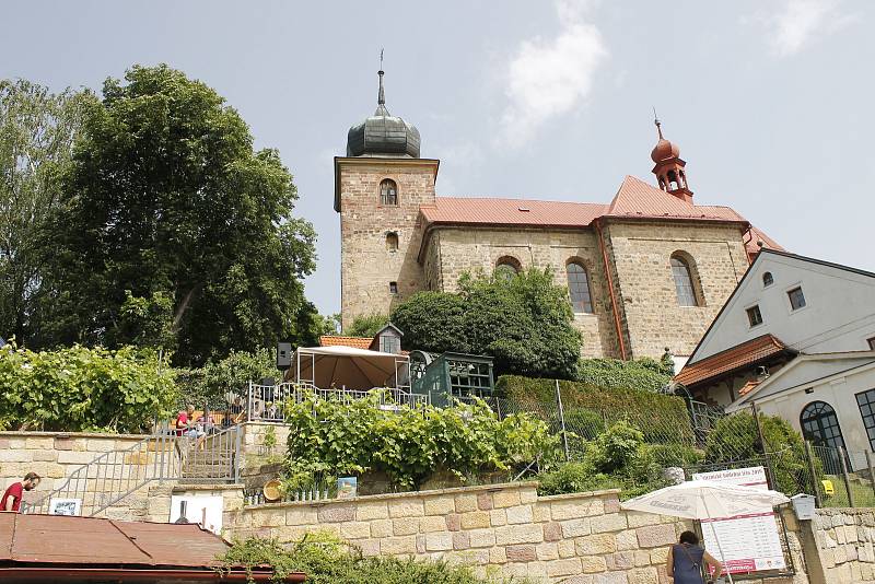 Triangl folk fest zahájil letošní ročník Železnického hudebního léta.