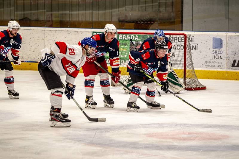 HC Jičín - HC Turnov 1931 4:2 (2:0, 1:2, 1:0).