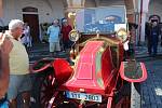 Na tři dny se sjely do Jičína automobily, vyrobené do roku 1918 a motocykly na řemenový pohon. Ojedinělou akci Loukotě a řemeny v Jičíně zakončí dnešní vyjížďka do Sobotky.