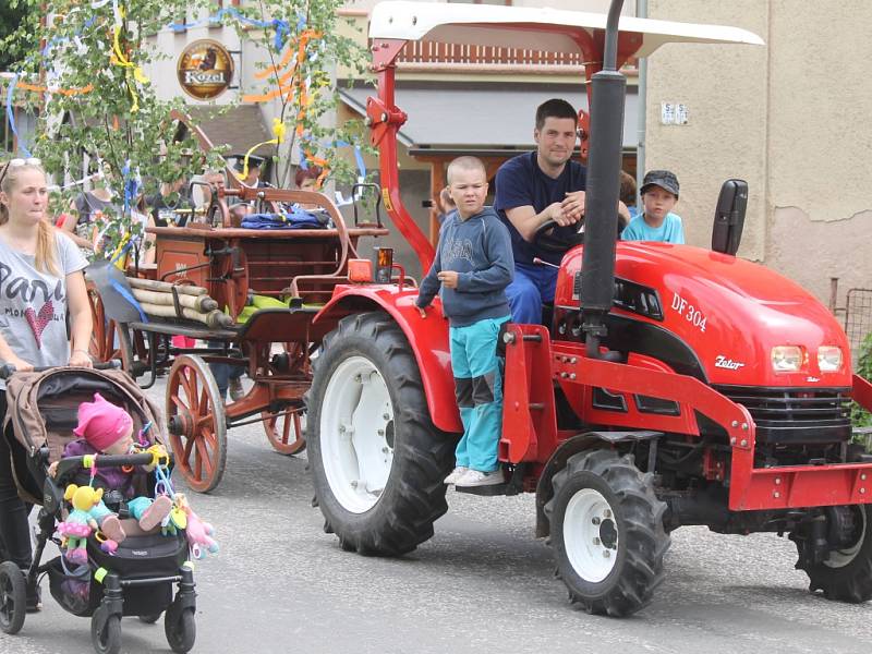 Úbislavičti hasiči slavili 120 let sboru.