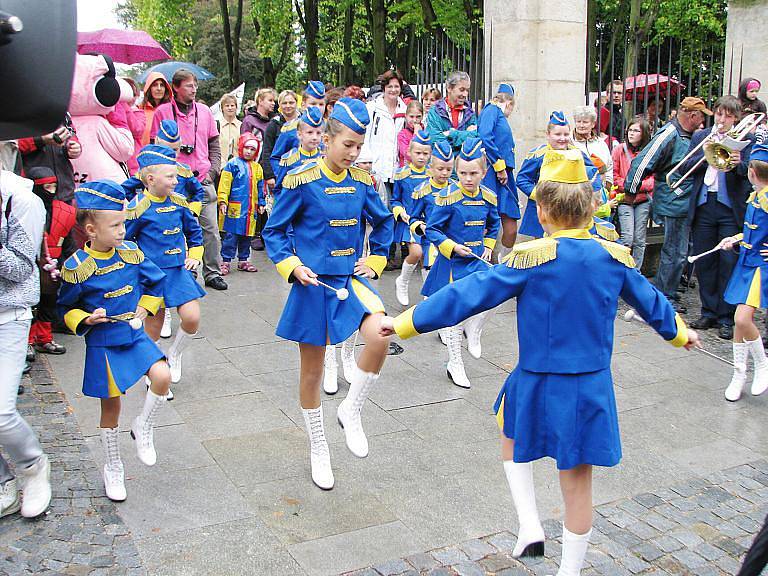 Průvod na festivalu Jičín - město pohádky.