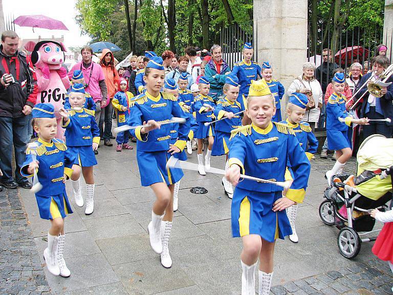 Průvod na festivalu Jičín - město pohádky.