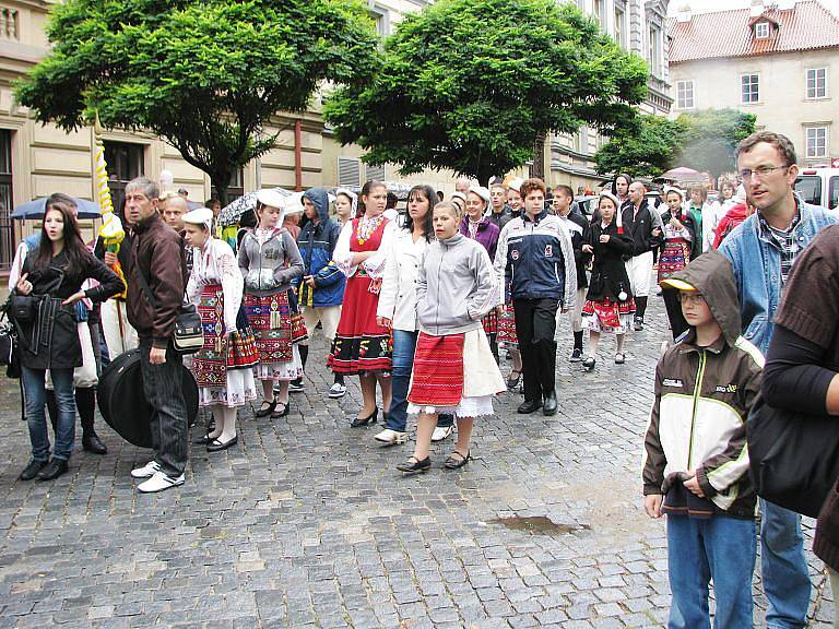 Průvod na festivalu Jičín - město pohádky.