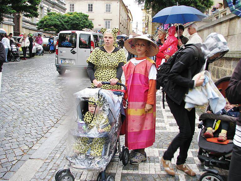 Průvod na festivalu Jičín - město pohádky.