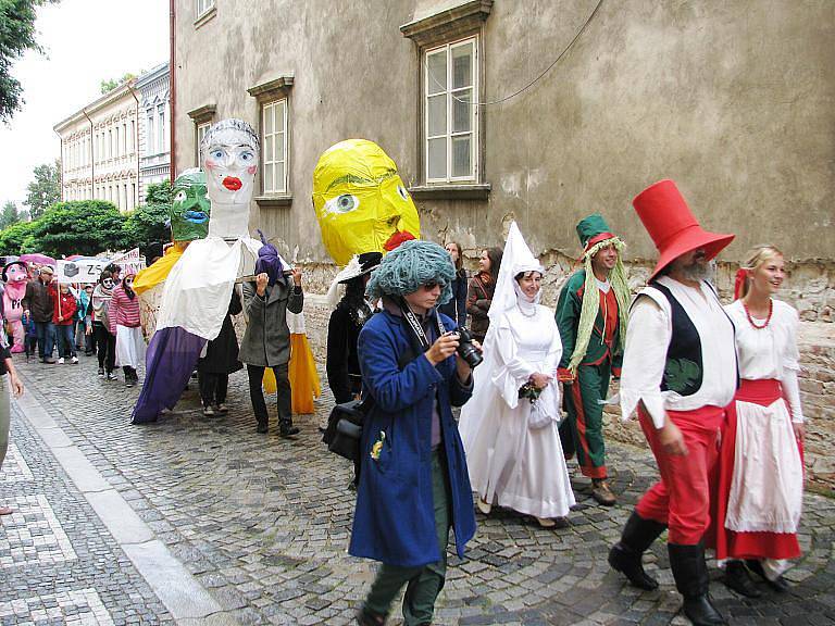 Průvod na festivalu Jičín - město pohádky.