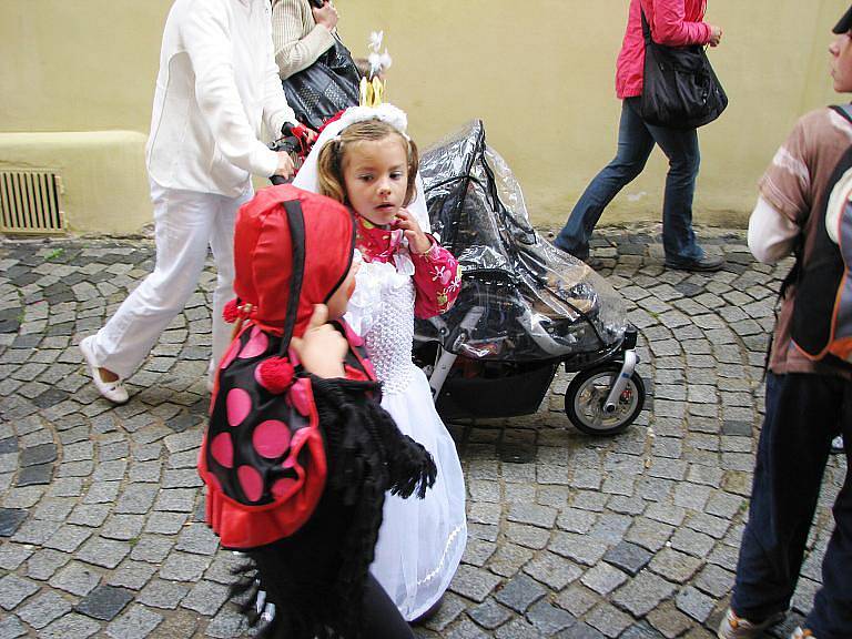 Průvod na festivalu Jičín - město pohádky.