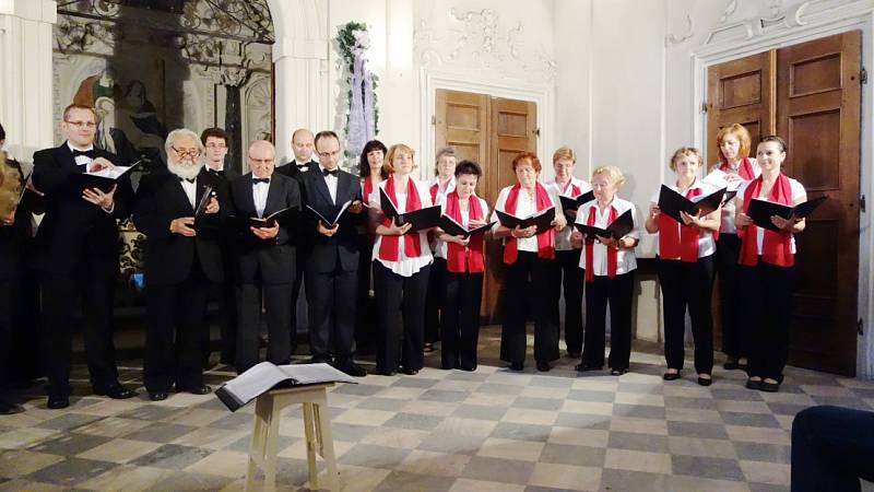 Koncert sboru Foerester v Křinci.
