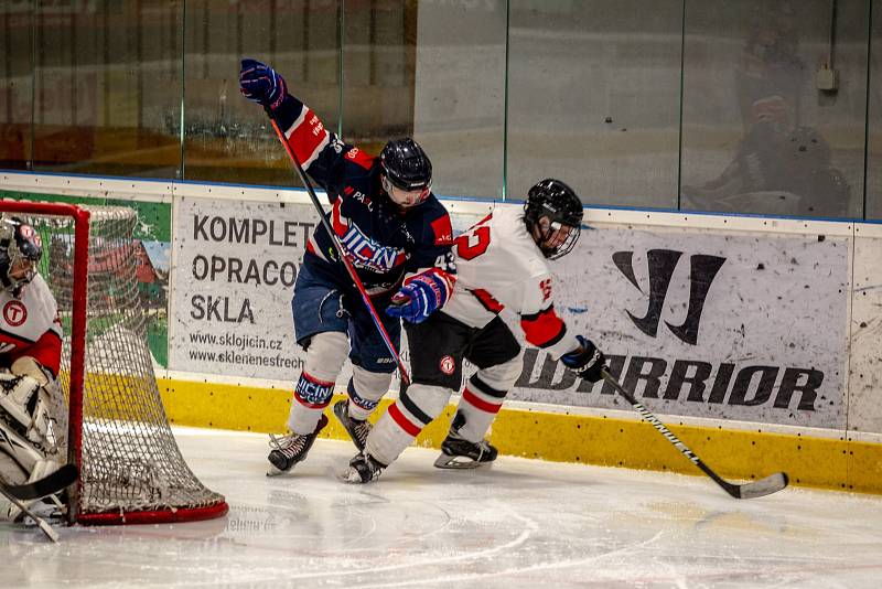 HC Jičín - HC Turnov 1931 4:2 (2:0, 1:2, 1:0).