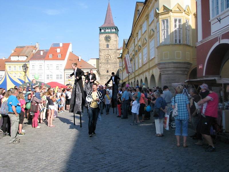 Ze zahájení jičínského pohádkového festivalu.