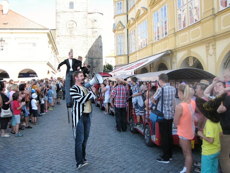 Ze zahájení jičínského pohádkového festivalu.