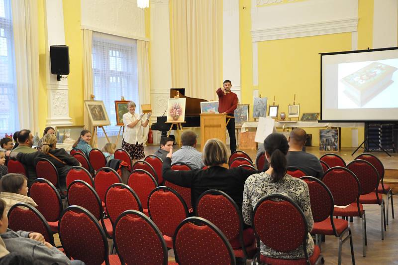 Úspěšná aukce uměleckých předmětů v hotelu Centrál.