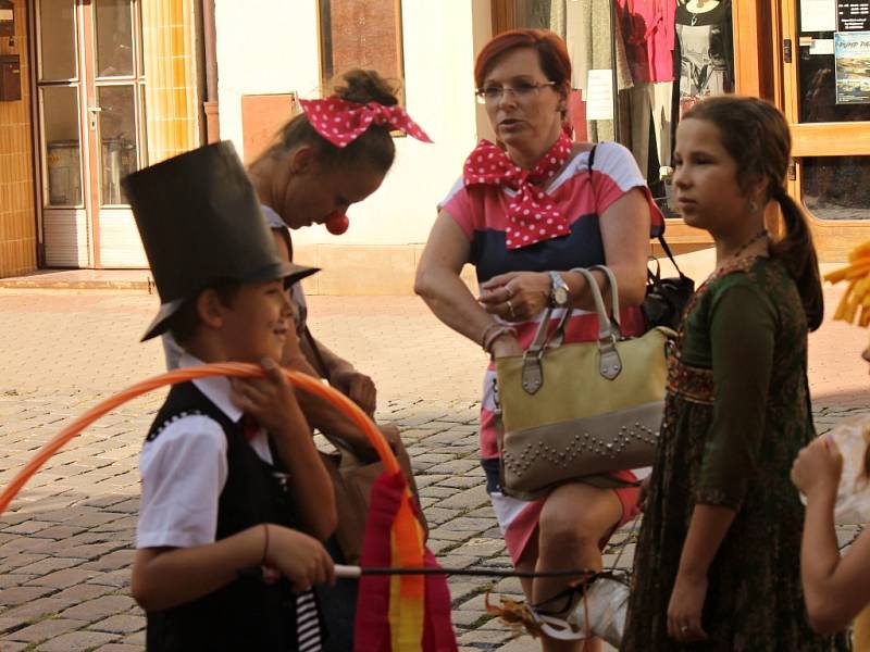 Zahájení pohádkového festivalu.