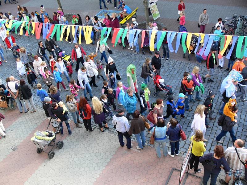 Zahajovací průvod festivalu Jičín - město pohádky.