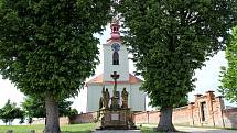 Lužany - První písemná zmínka o obci pochází z roku 1052.