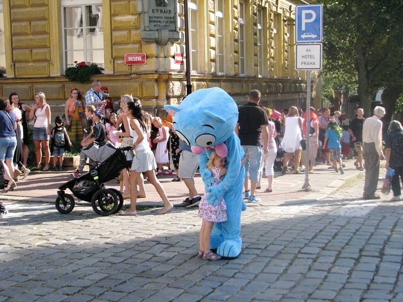 Ze zahájení jičínského pohádkového festivalu.