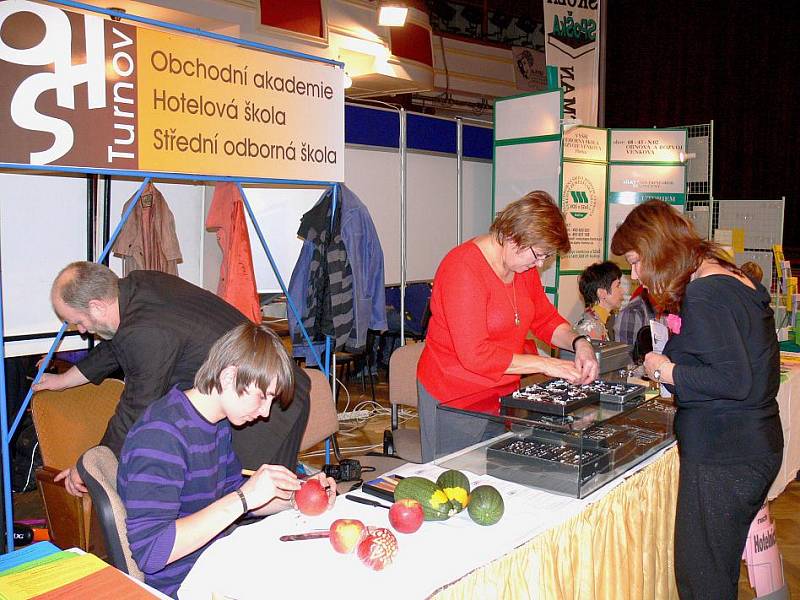 Prezentace škol v jičínském kulturním domě Student 2010.