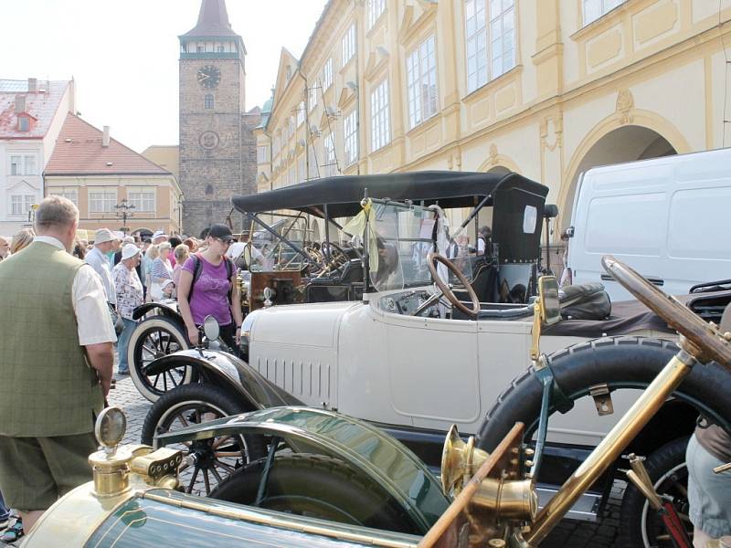 Loukotě a řemeny Jičín.