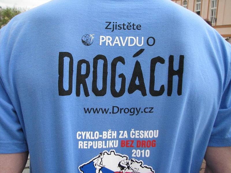 Cykloběh proti drogám 2010 v Jičíně.