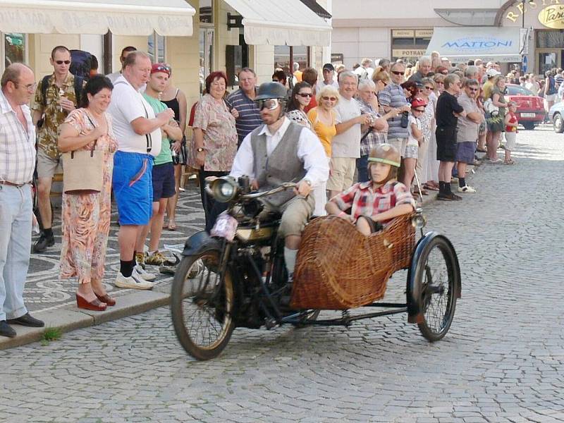 Loukotě a řemeny 2009 Jičín.