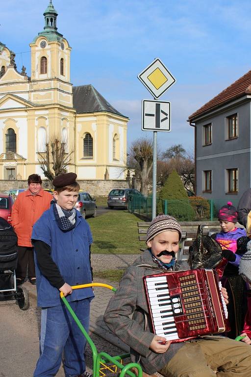 Masopustní oslavy v Ostružně.