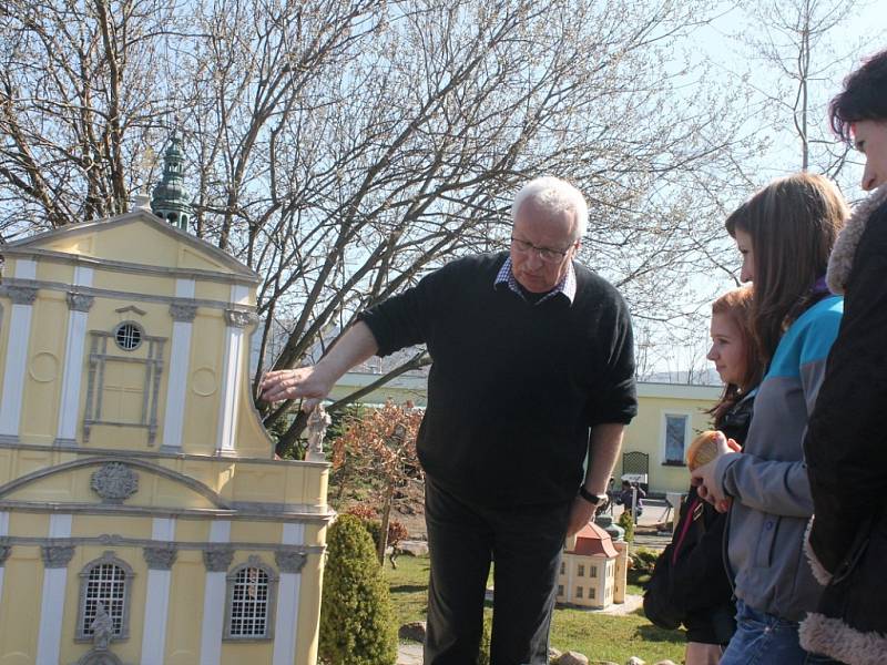 Lomničtí studenti v Kowarech.