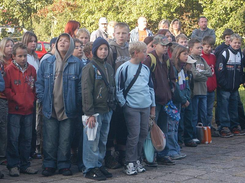 První školní den v Základní škole Eduarda Štorcha v Ostroměři.