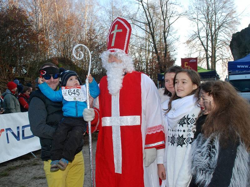 Mikulášský běh na Bradech.