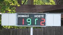 Fotbalisté Lázní Bělohradu v prvním kole Agro CS Poháru prohráli na domácím hřišti s Chlumcem nad Cidlinou B 1:2.