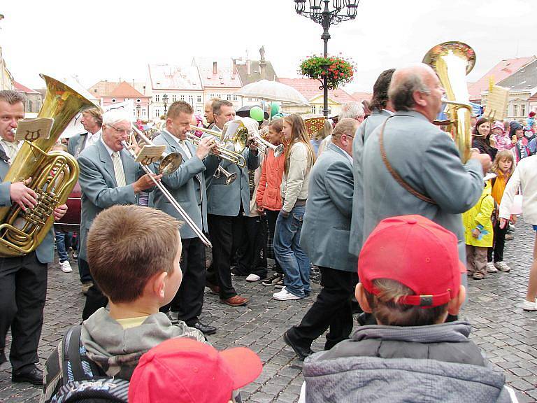 Průvod na festivalu Jičín - město pohádky.