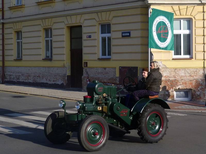 Návrat traktorů Svoboda do Mladé Boleslavi.