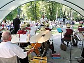 Během Hořických hudebních slavností se představí také ve Smetanových sadech řada kapel.