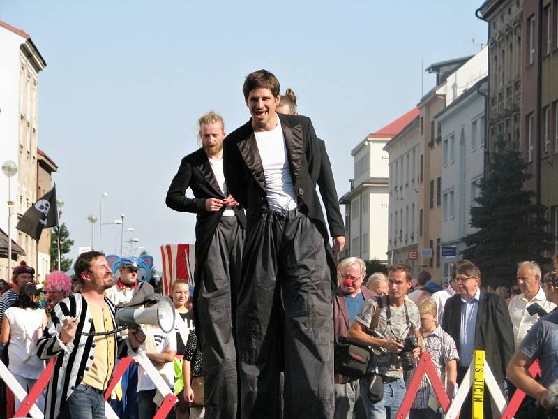 Ze zahájení jičínského pohádkového festivalu.