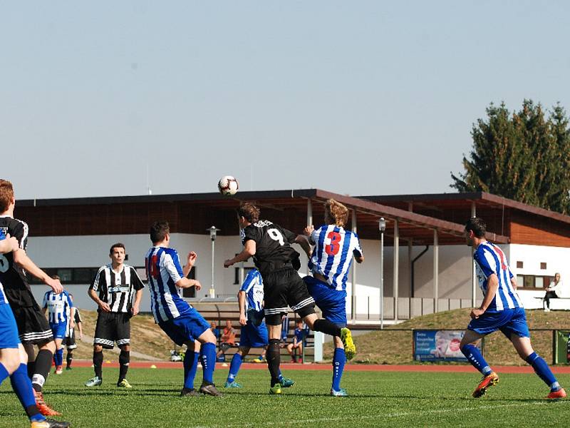 Krajský přebor fotbalistů: Jičín - Hořice.