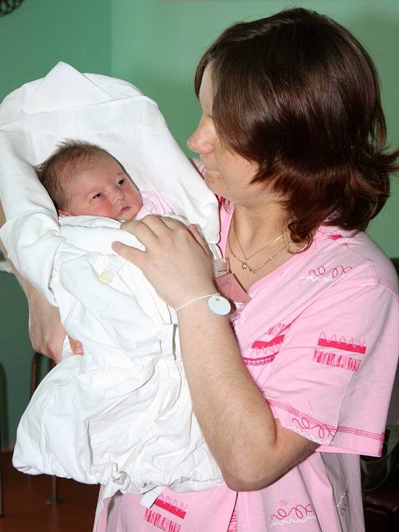 Nikol Erlebachová, 6.7., 2710 g, 46cm, Valdice.