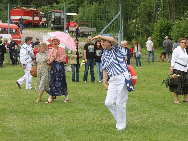 Úbislavičti hasiči slavili 120 let sboru.